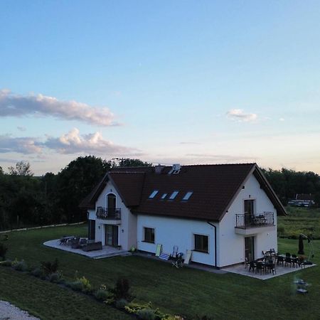 Apartamenty, Zielone Wzgórze Wiktora w Mikołajkach Mikołajki Exterior foto